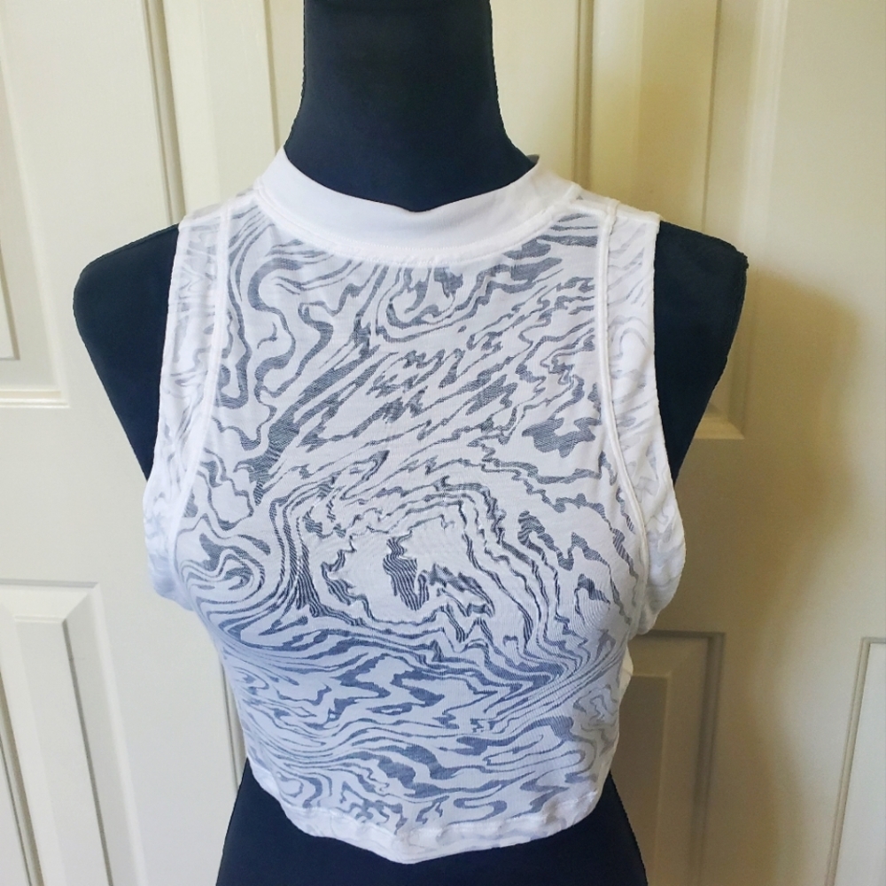 Lululemon white crop top